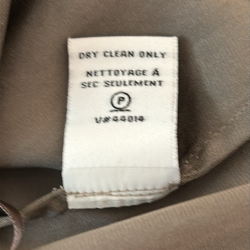 DIANE VON FURSTENBERG Cahil Silk Blouse Size 2 - Picture 10 of 10